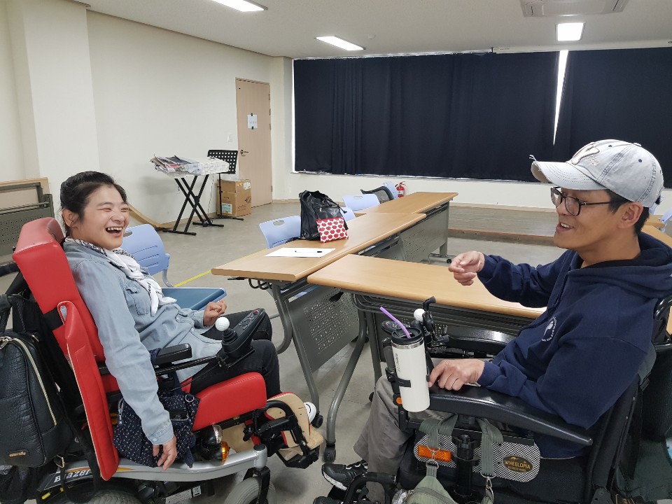 KakaoTalk_20190430_정기영-김희선3.jpg