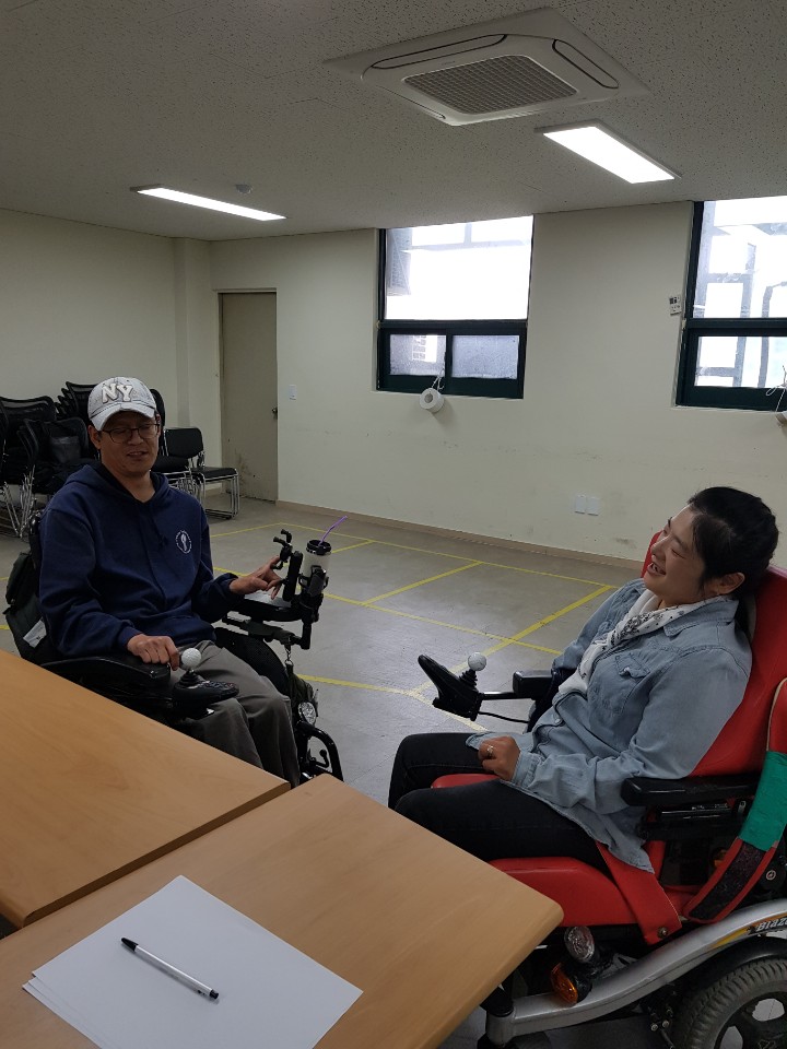 KakaoTalk_20190430_정기영-김희선1.jpg