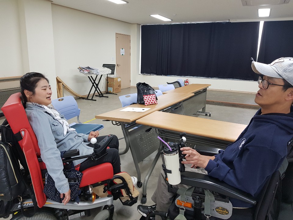 KakaoTalk_20190430_정기영-김희선2.jpg